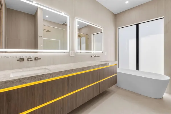 $3,299,000 | 290 Northwest 48th Street, Miami, FL 33127