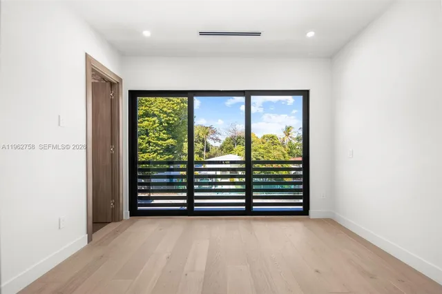 $3,495,000 | 290 Northwest 48th Street, Miami, FL 33127