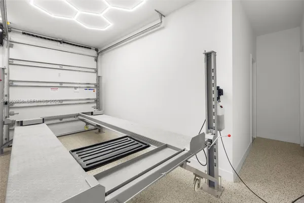 $3,299,000 | 290 Northwest 48th Street, Miami, FL 33127