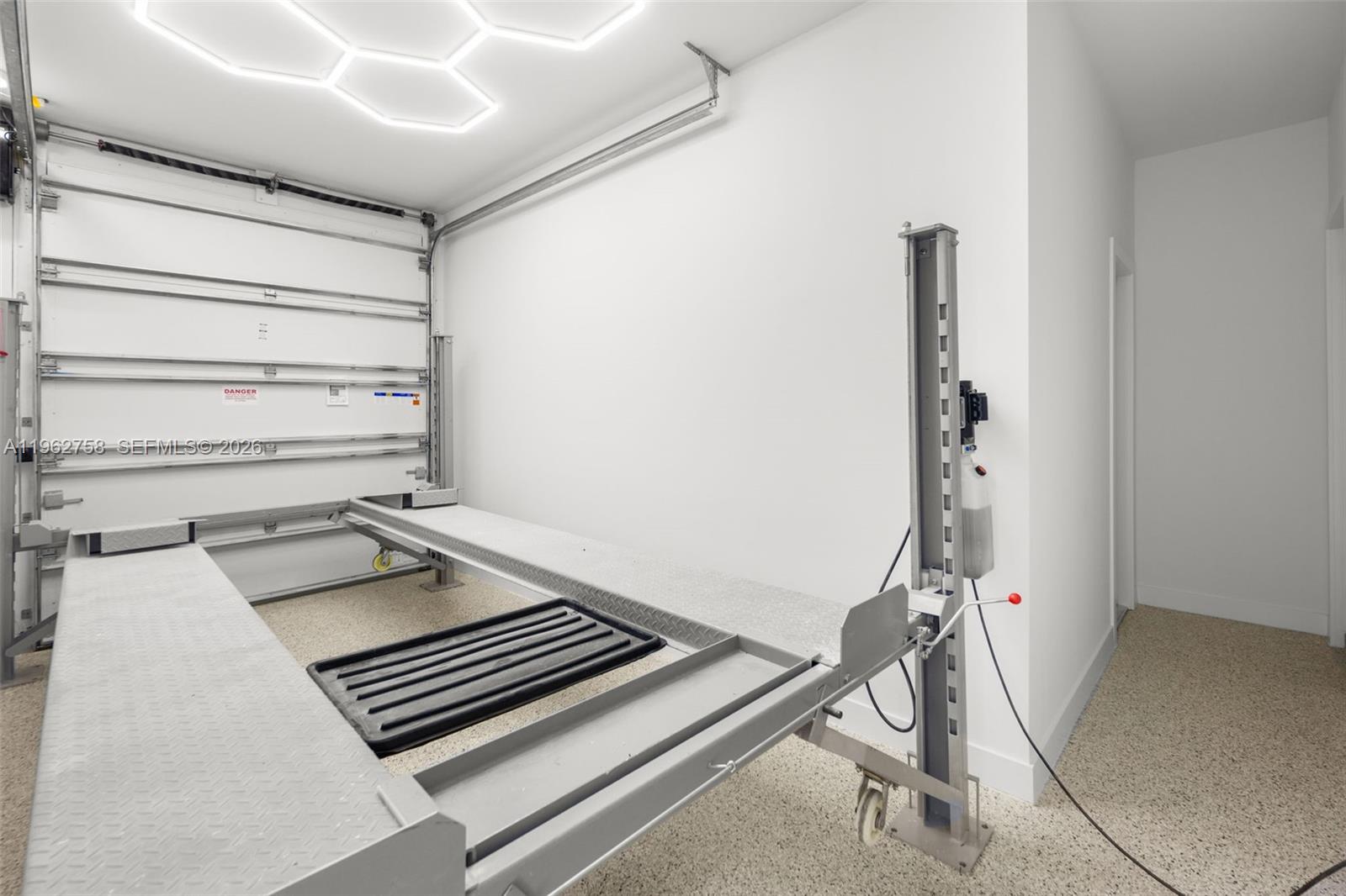 290 Northwest 48th Street Miami, FL 33127 - Photo 49 of 75 Garage 2