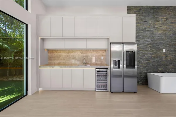 $3,299,000 | 290 Northwest 48th Street, Miami, FL 33127