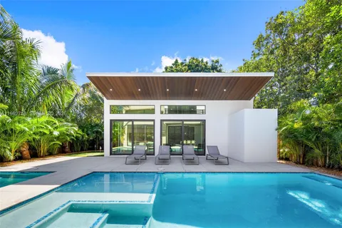 $3,495,000 | 290 Northwest 48th Street, Miami, FL 33127