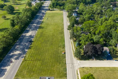 $38,115 | Lot 16 Ravine Lane, Carpentersville, IL 60110
