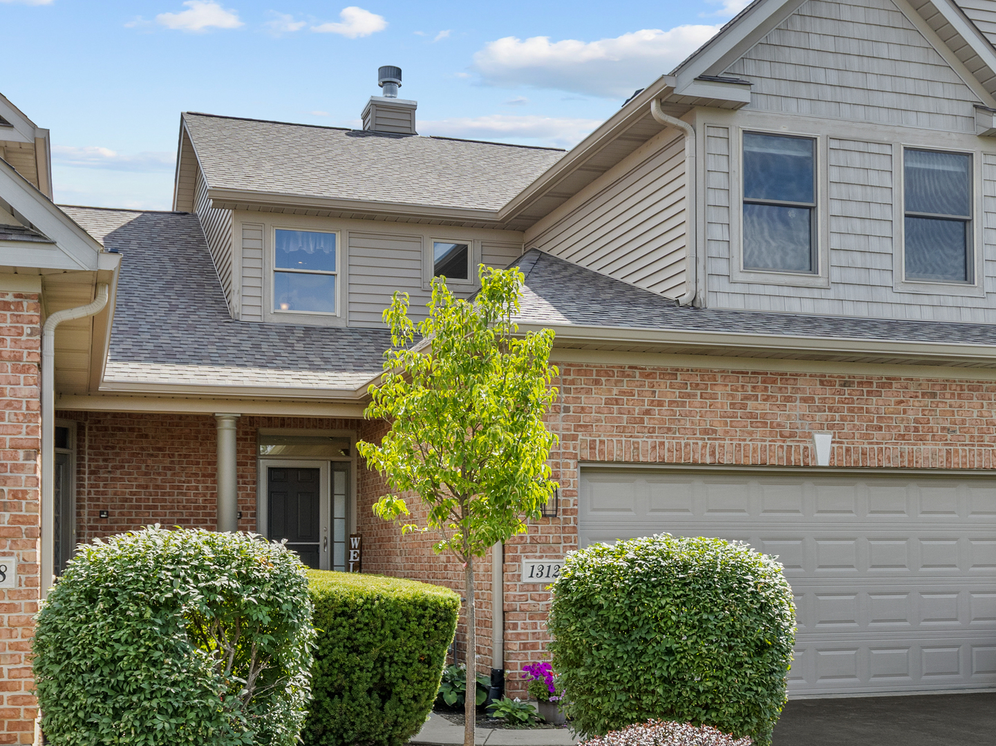 1312 Inverness Court Antioch, IL 60002 - Photo 1 of 31