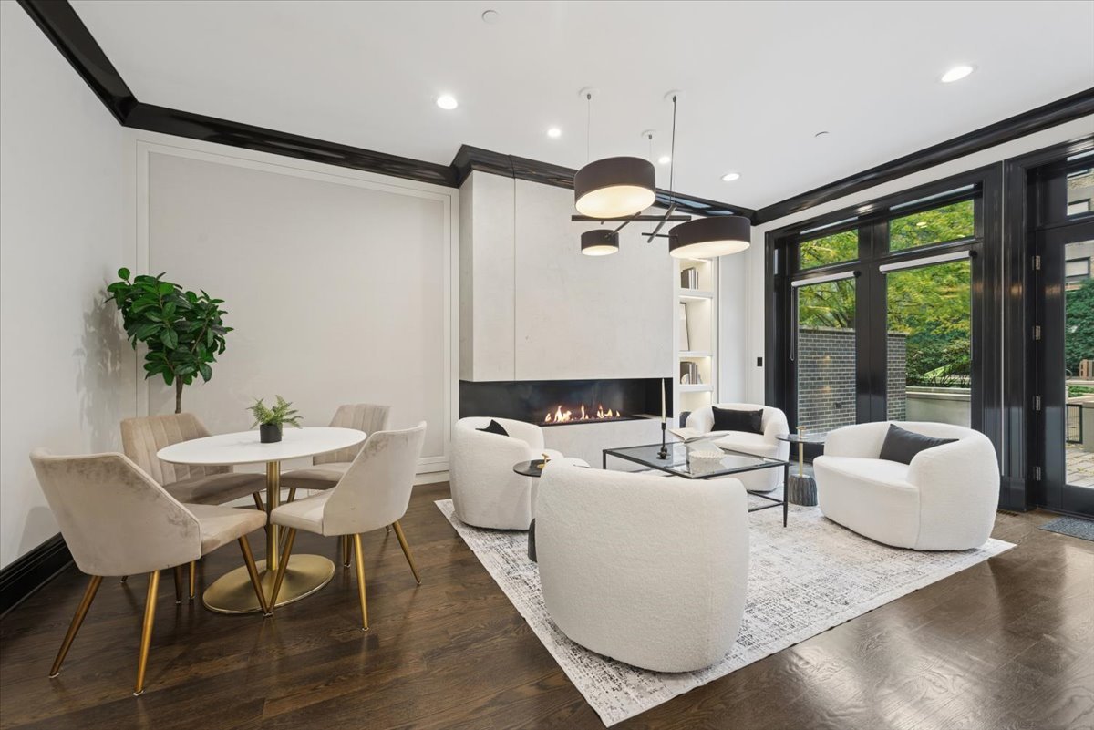 457 West Deming Place Chicago, IL 60614 - Photo 11 of 63 a view of a livingroom with furniture and window