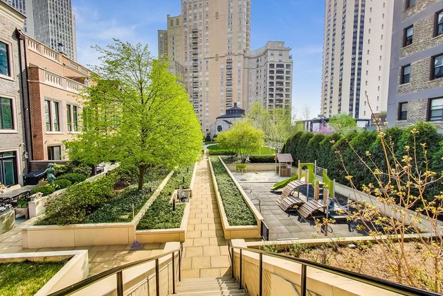 $4,950,000 | 457 West Deming Place, Chicago, IL 60614