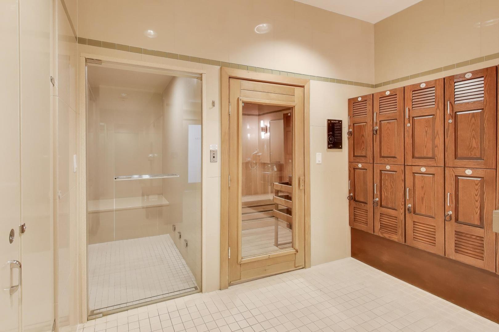 457 West Deming Place Chicago, IL 60614 - Photo 44 of 63 a bathroom with a shower and a tub