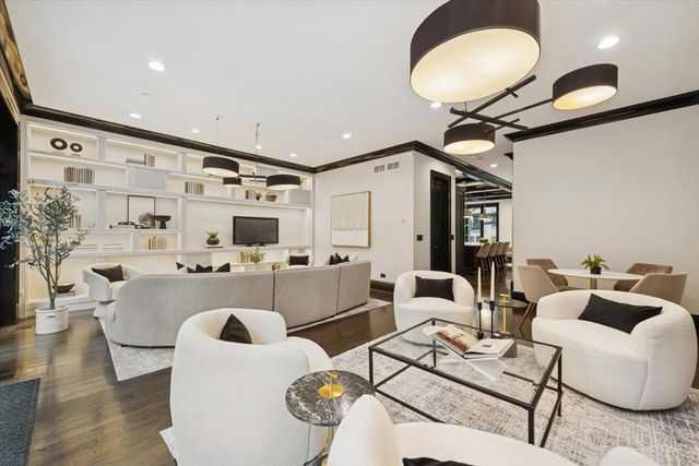 $4,950,000 | 457 West Deming Place, Chicago, IL 60614