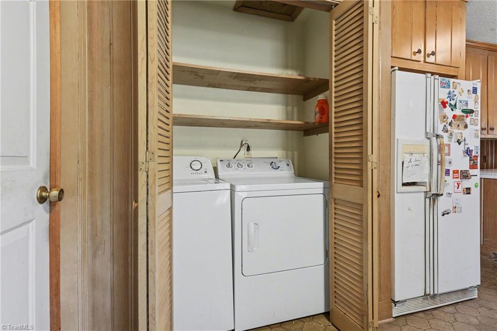 654 Runningbrook Lane Rural Hall, NC 27045 - Photo 27 of 32 Gallery Image 27