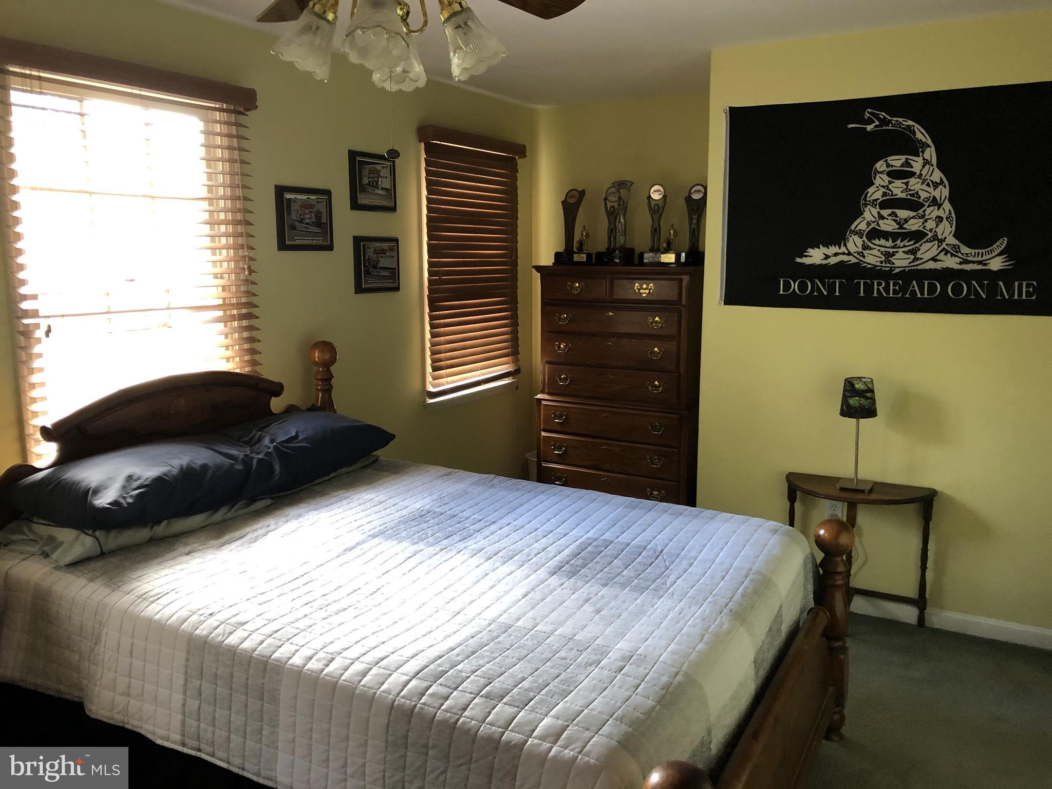 1380 Old Water Oak Point Road Pasadena, MD 21122 - Photo 26 of 41 Bedroom 2