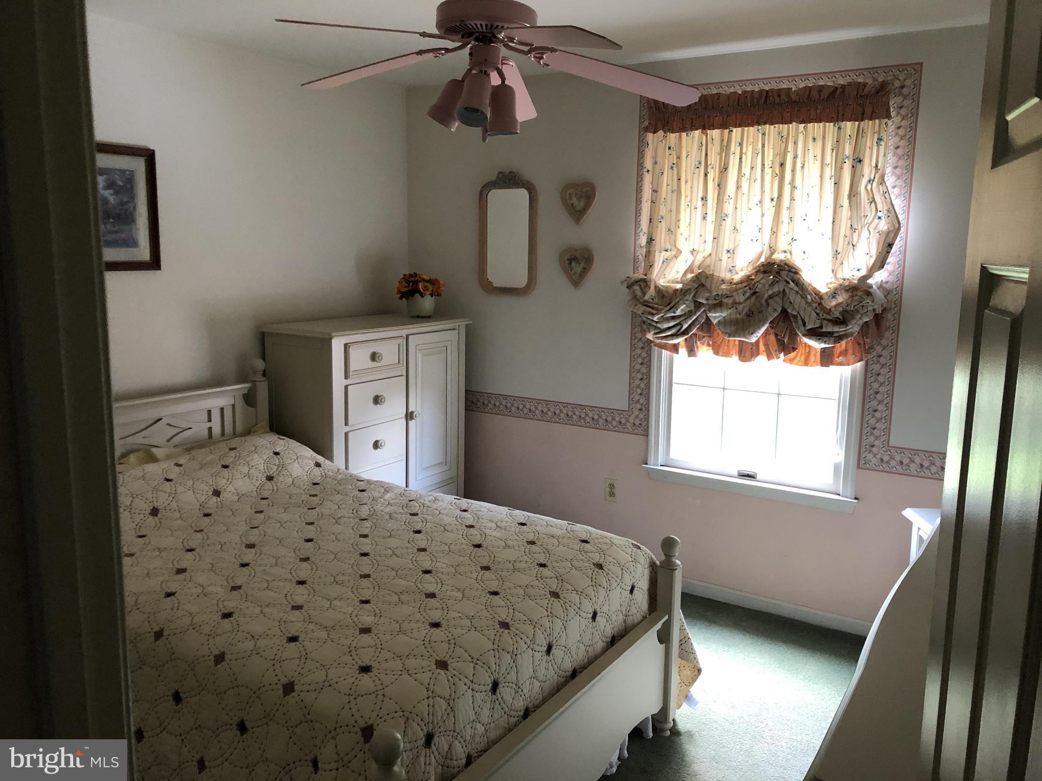 1380 Old Water Oak Point Road Pasadena, MD 21122 - Photo 30 of 41 3rd Bedroom