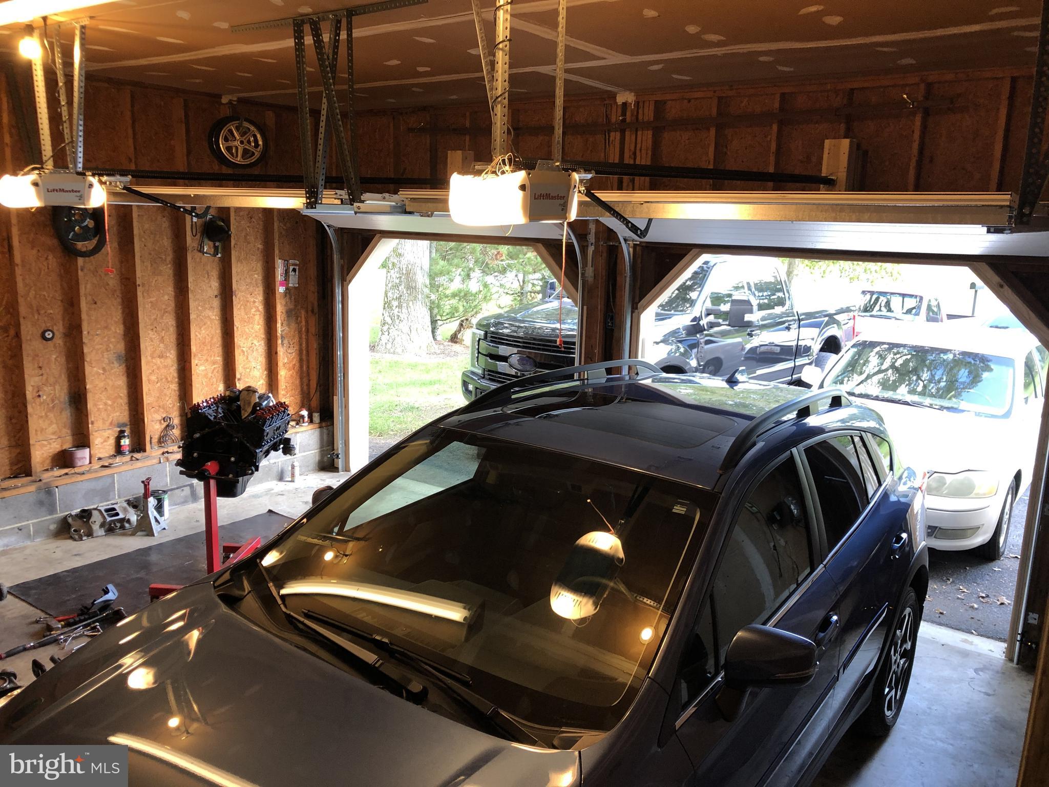 1380 Old Water Oak Point Road Pasadena, MD 21122 - Photo 33 of 41 2 Car Garage