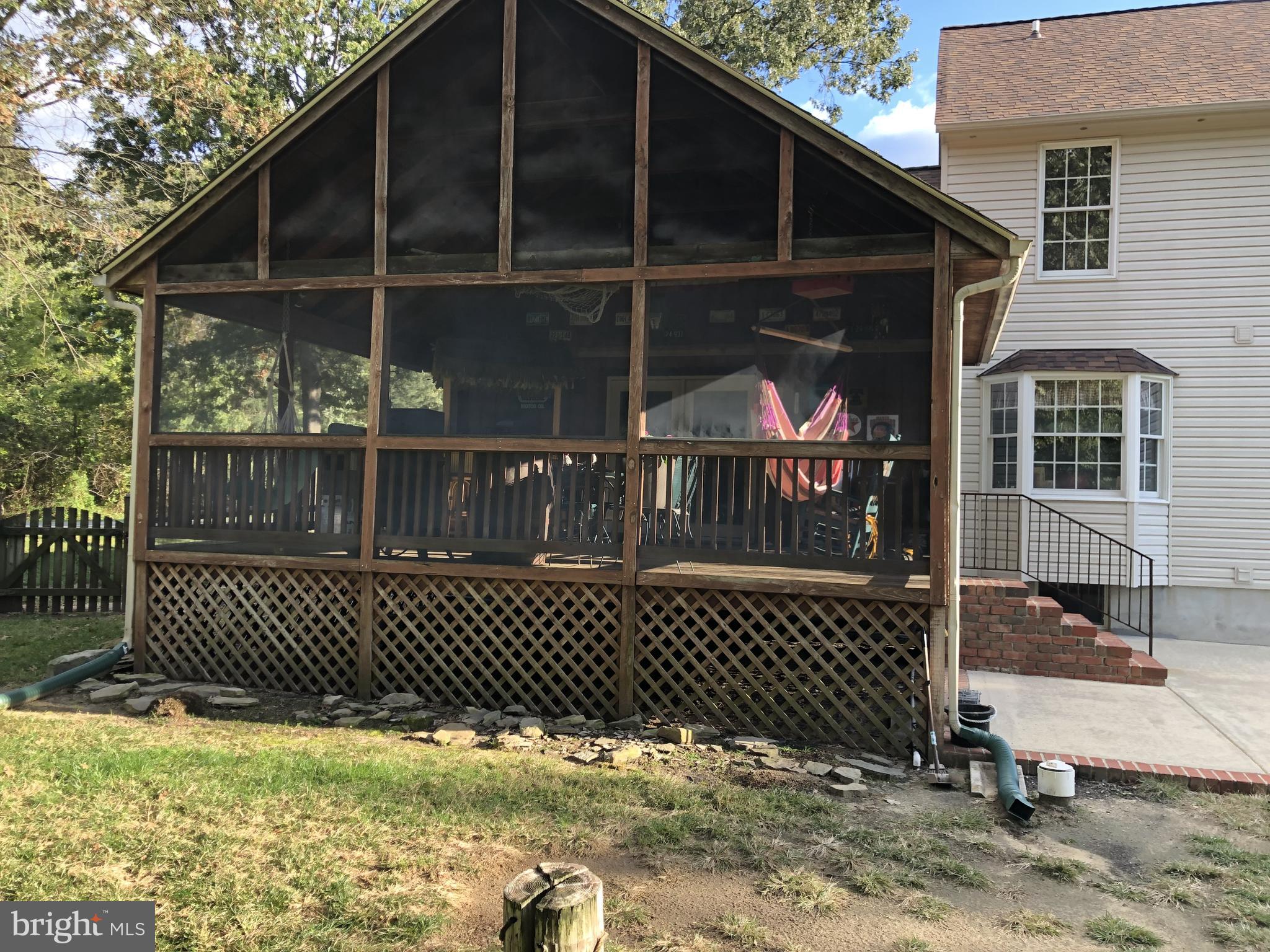 1380 Old Water Oak Point Road Pasadena, MD 21122 - Photo 7 of 41 Screened Porch