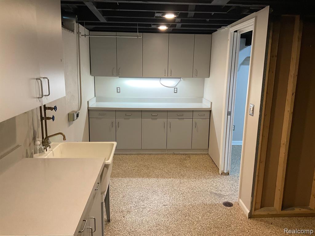 8401 18 18 Mile Road, Unit 19 Sterling Heights, MI 48313 - Photo 24 of 24