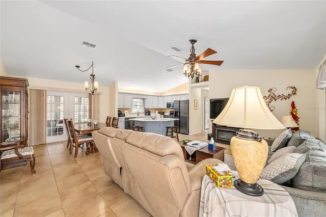 $265,000 | 8516 Southeast 137th Loop, Summerfield, FL 34491