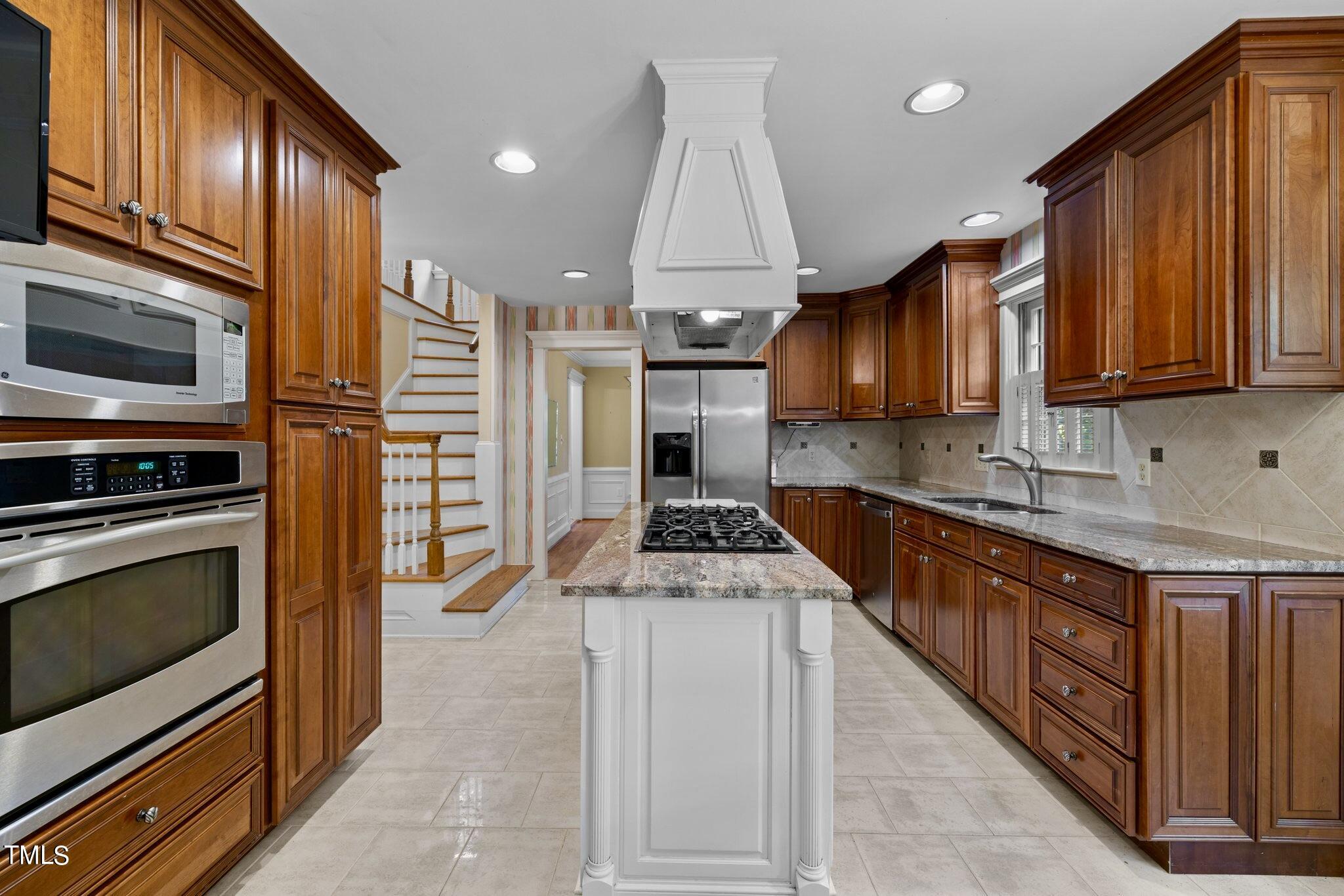 4099 Blackard Pond Road Raleigh, NC 27604 - Photo 32 of 94 Kitchen