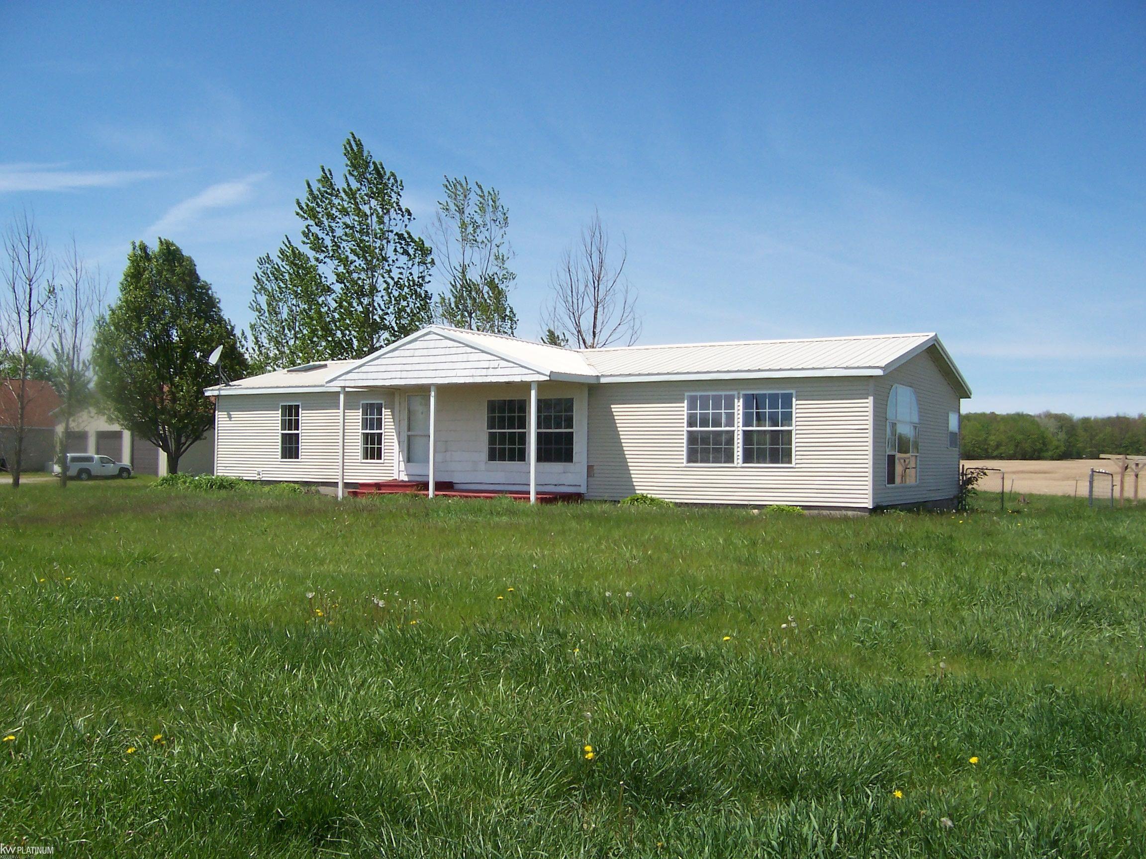 10222 Metcalf Road Avoca, MI 48006 - Photo 16 of 22