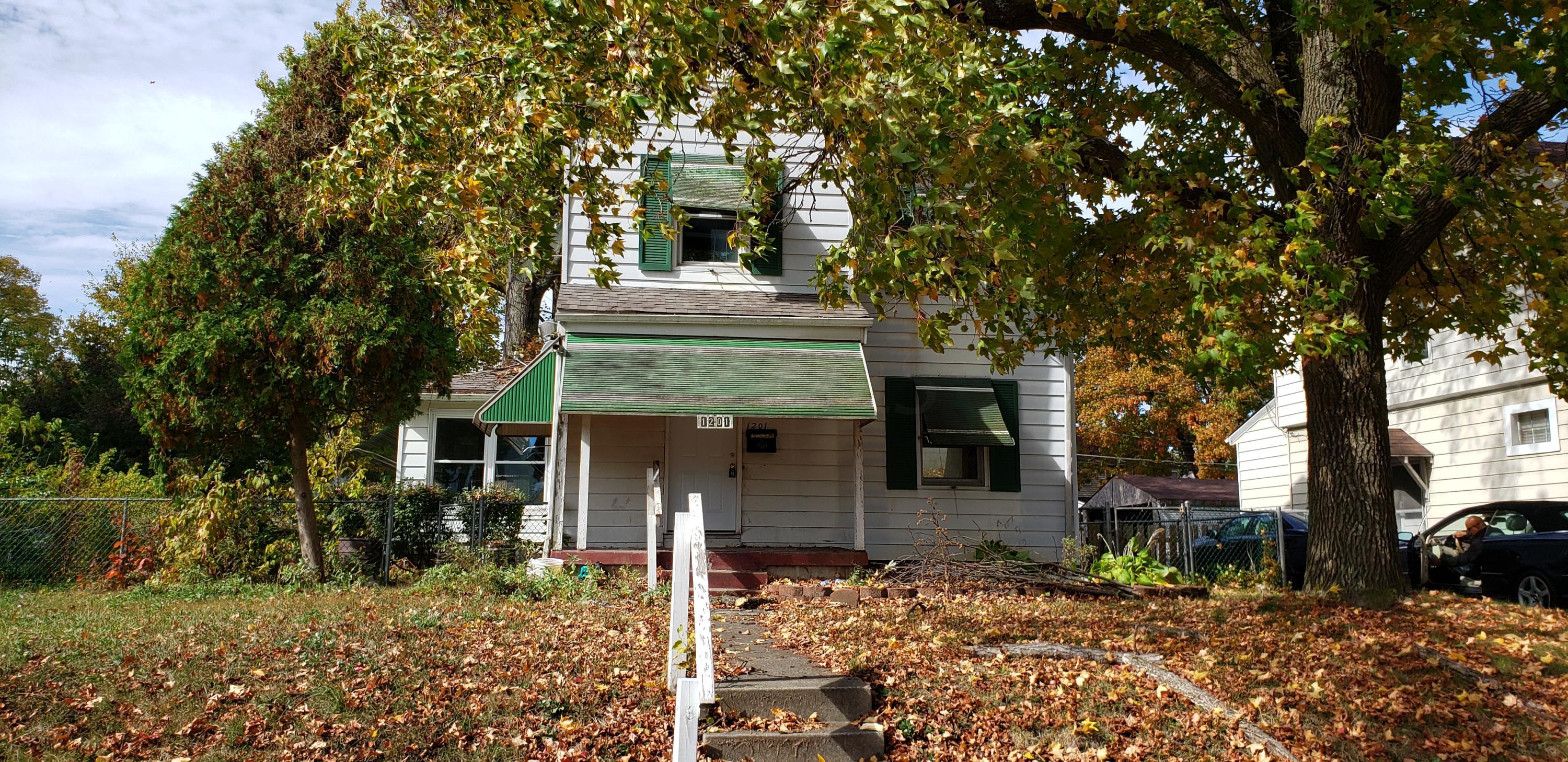 1201 Berkeley Road Columbus, OH 43206 - Photo 4 of 11