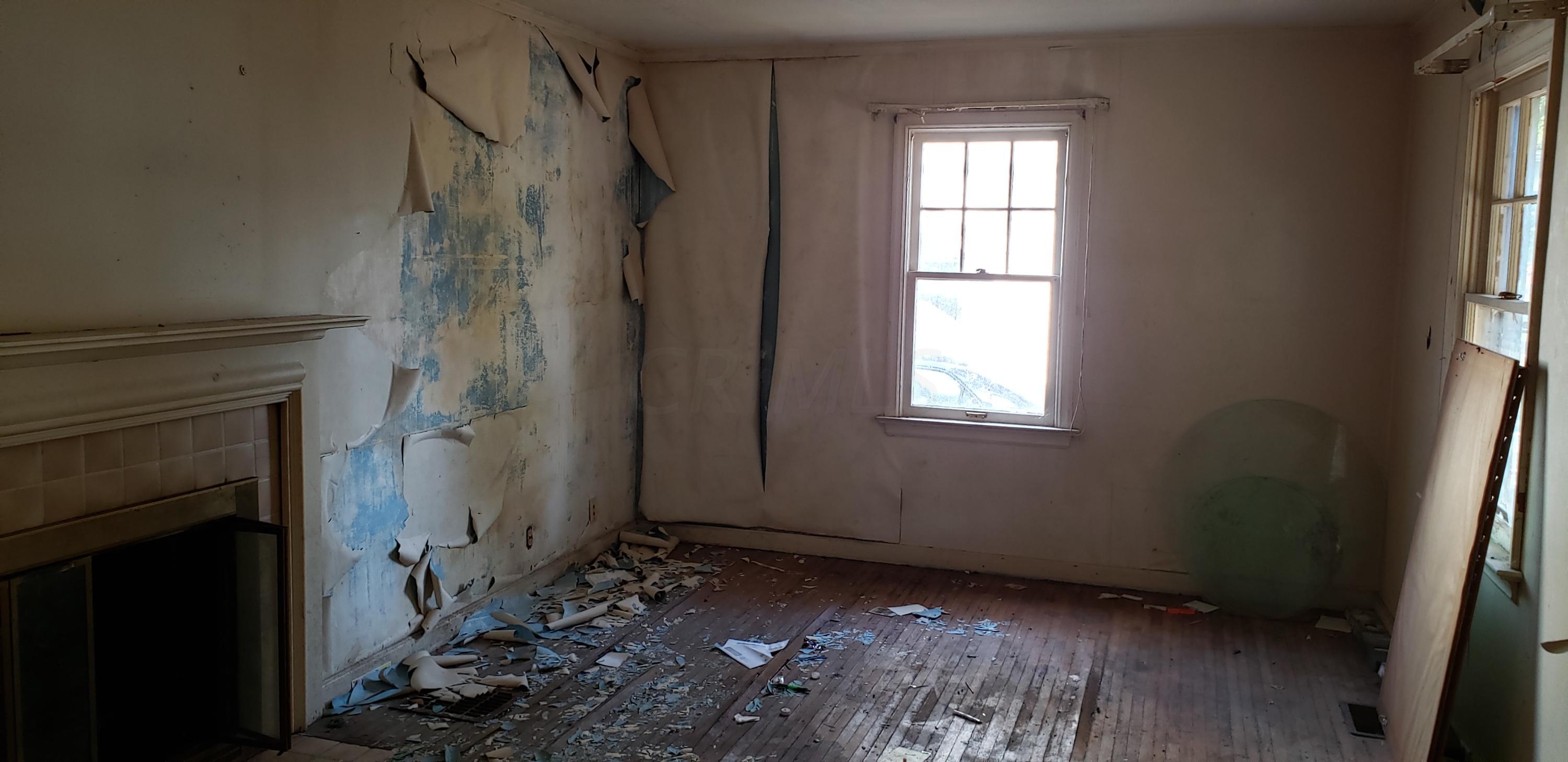 1201 Berkeley Road Columbus, OH 43206 - Photo 5 of 11