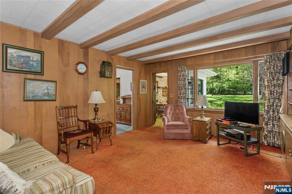 557 Taunton Road Wyckoff, NJ 07481 - Photo 16 of 45