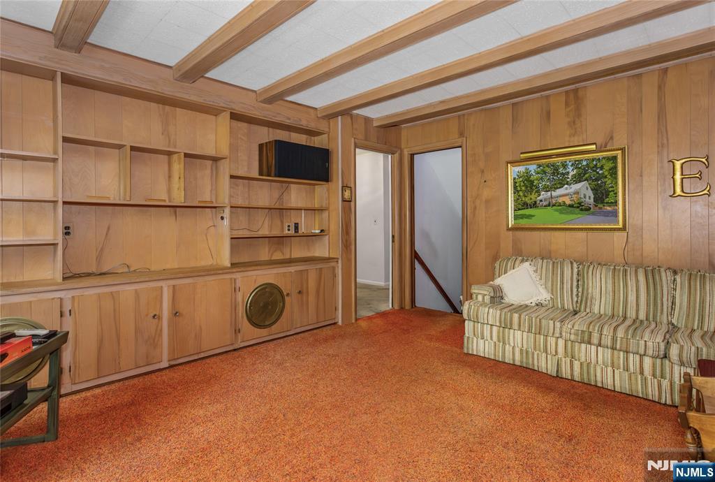 557 Taunton Road Wyckoff, NJ 07481 - Photo 17 of 45