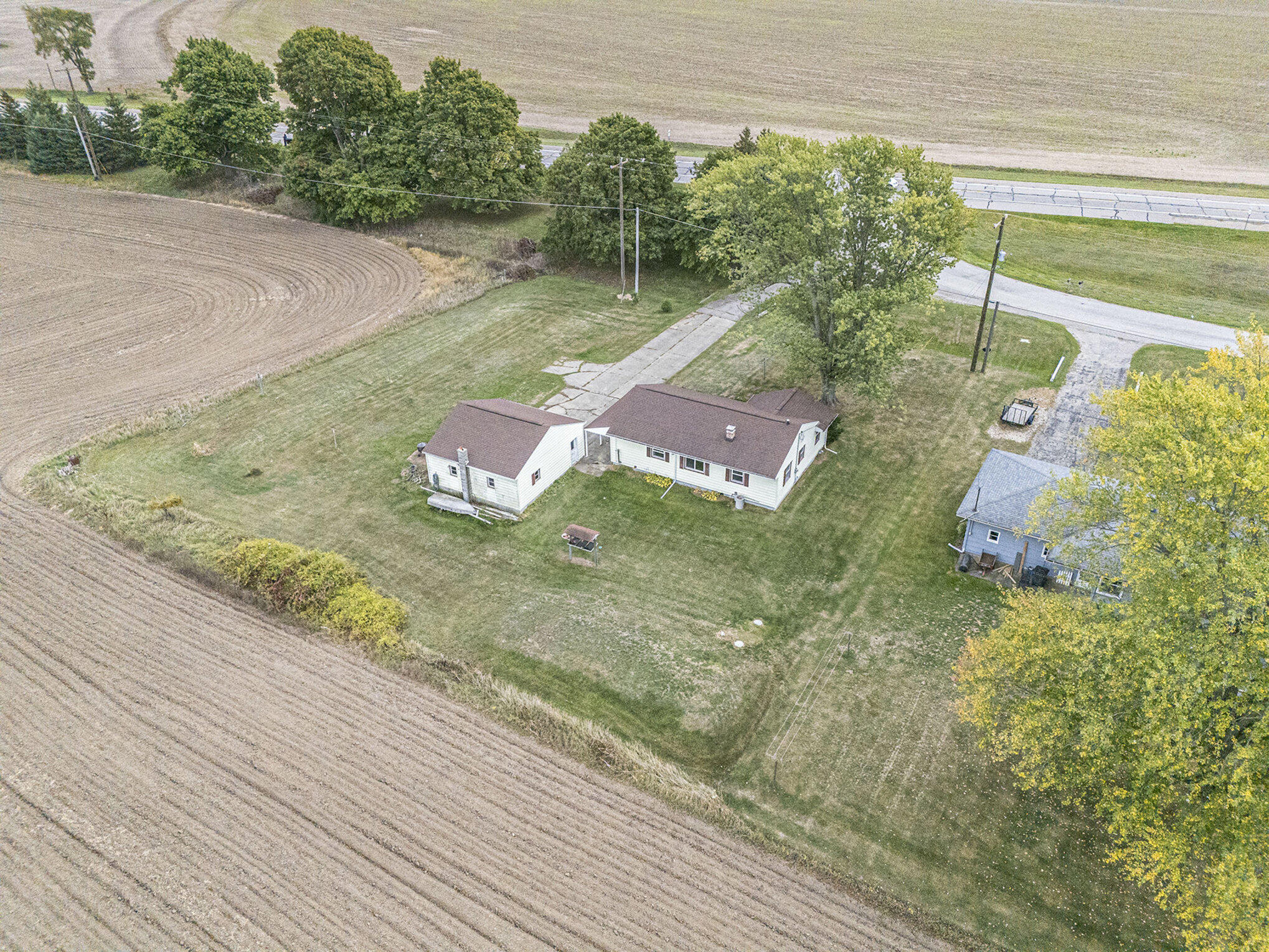 926 Weaver Road Bronson, MI 49028 - Photo 6 of 17 dji_20251015165426_0369_d_684
