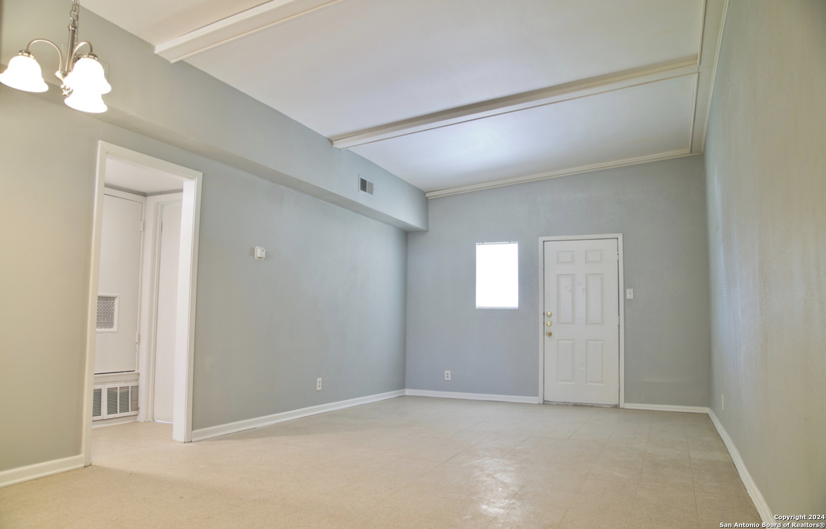 211 Westoak Road San Antonio, TX 78227 - Photo 5 of 14