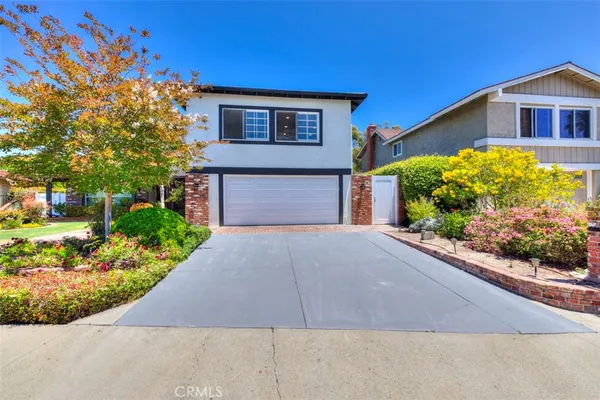 $2,595 | 27213 Arena Lane, Mission Viejo, CA 92691