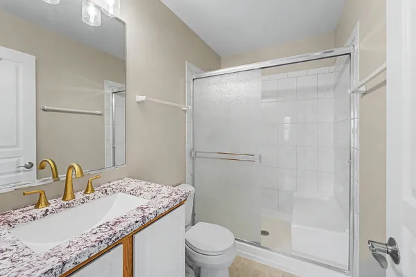 $2,400 | 534 Richard Brown Boulevard, Volo, IL 60073