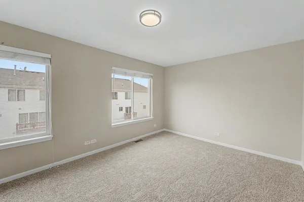 $2,400 | 534 Richard Brown Boulevard, Volo, IL 60073