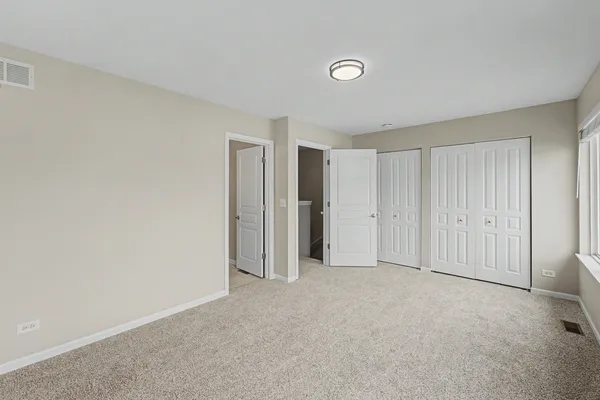 $2,400 | 534 Richard Brown Boulevard, Volo, IL 60073