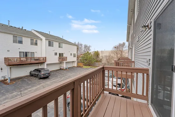 $2,400 | 534 Richard Brown Boulevard, Volo, IL 60073