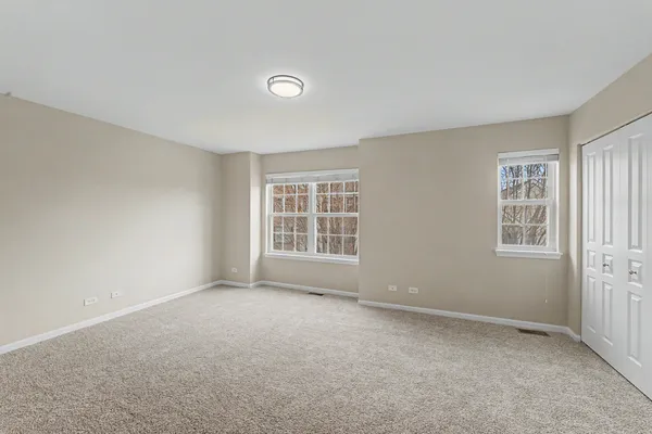 $2,400 | 534 Richard Brown Boulevard, Volo, IL 60073