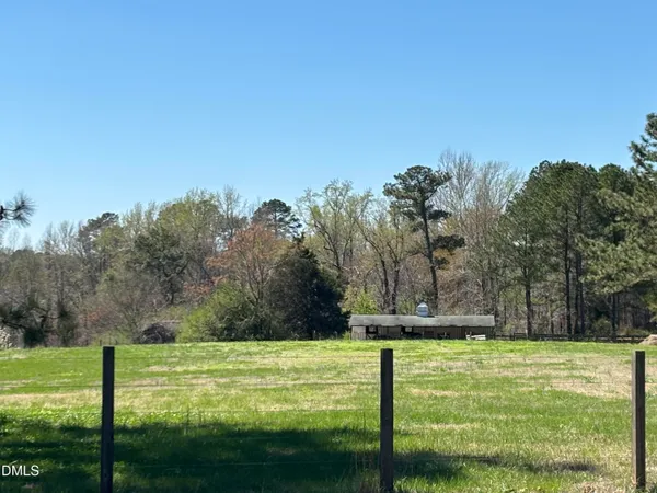 $300,000 | 344 J B Leonard Road, Castalia, NC 27816