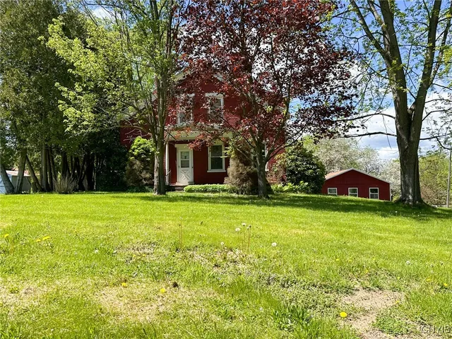 $250,000 | 1401 Utica Street, Whitestown, NY 13424