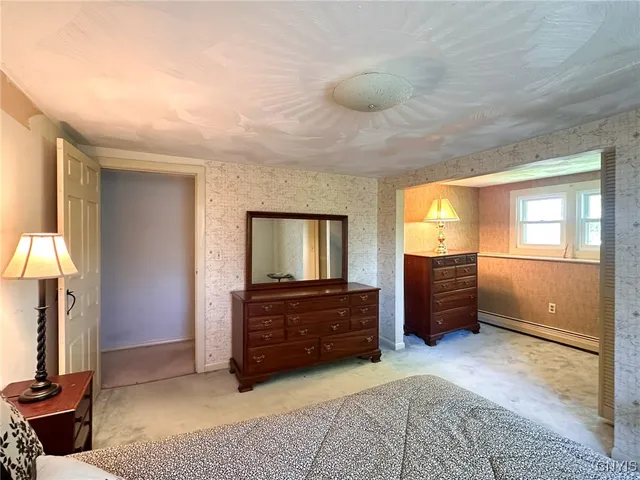 $250,000 | 1401 Utica Street, Whitestown, NY 13424