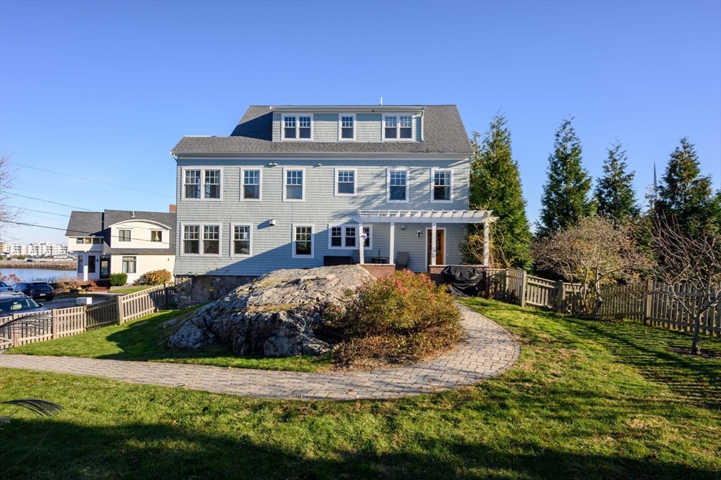 77 Salisbury Street Hull, MA 02045 - Photo 4 of 18