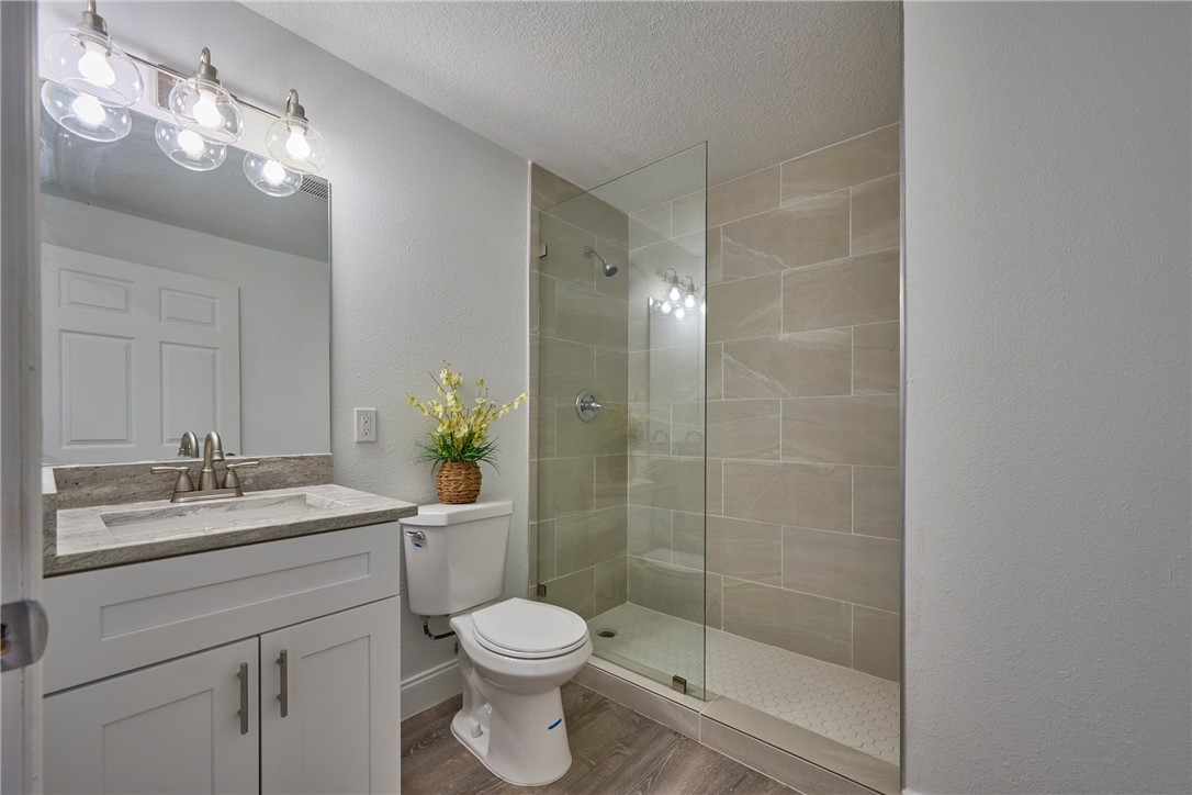 8045 142nd Street Sebastian, FL 32958 - Photo 10 of 36