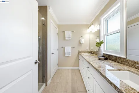 $1,368,000 | 2122 Wilmington Drive, Walnut Creek, CA 94596