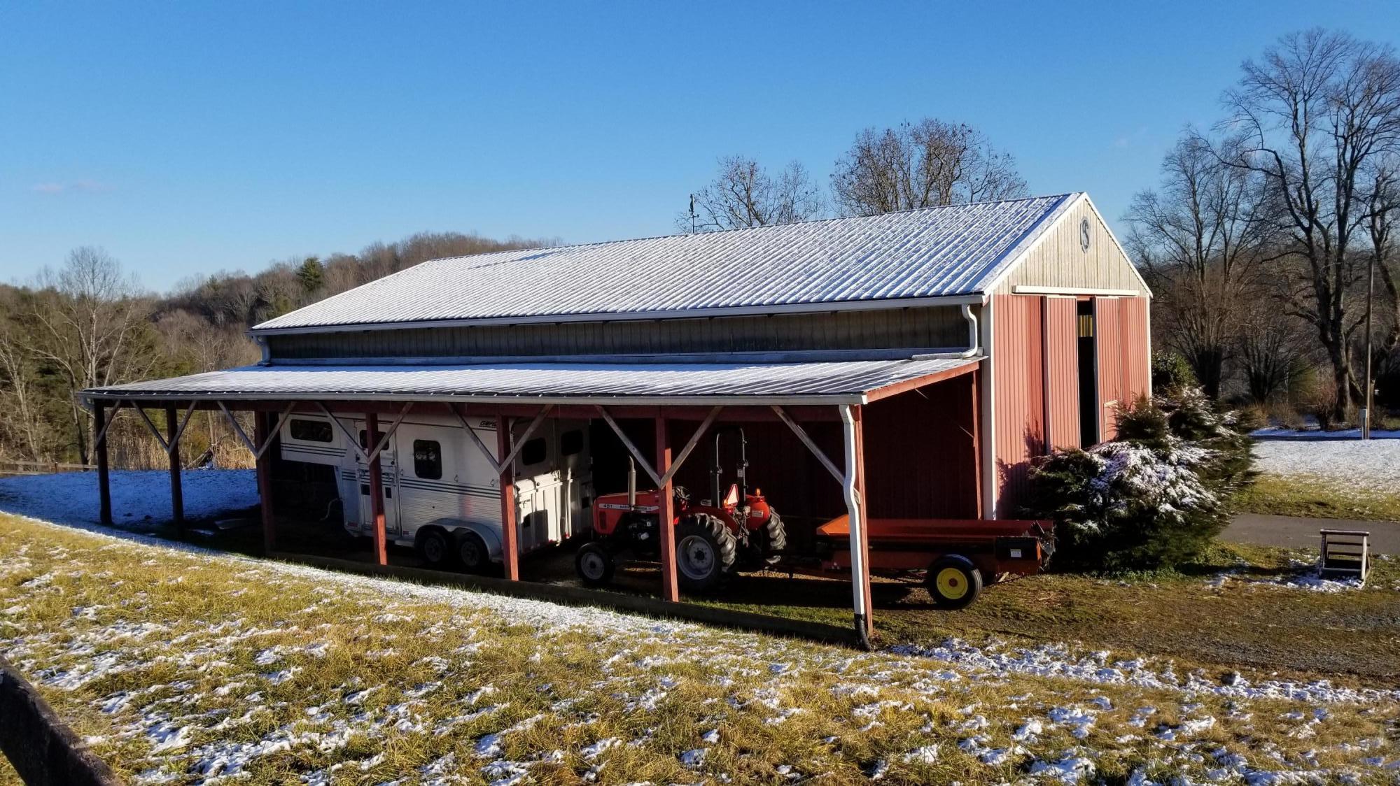 2 Barn