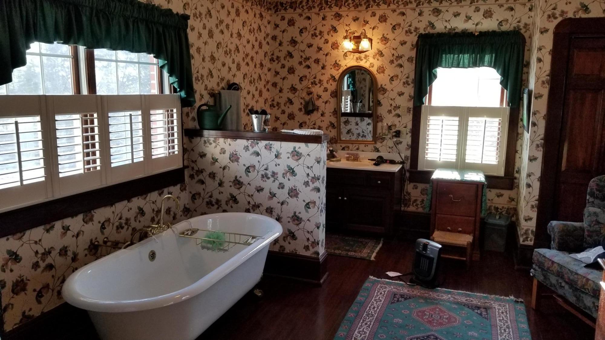 1999 Ingramville Road Ferrum, VA 24088 - Photo 37 of 91 35 Upper Level Bath 2 (2)
