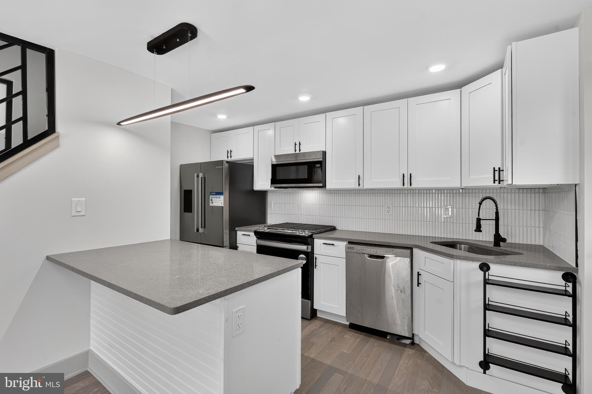 3044 North Merrimac Road Camden, NJ 08104 - Photo 10 of 21