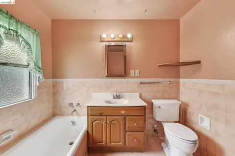 $325,000 | 8115 Iris Street, Oakland, CA 94605
