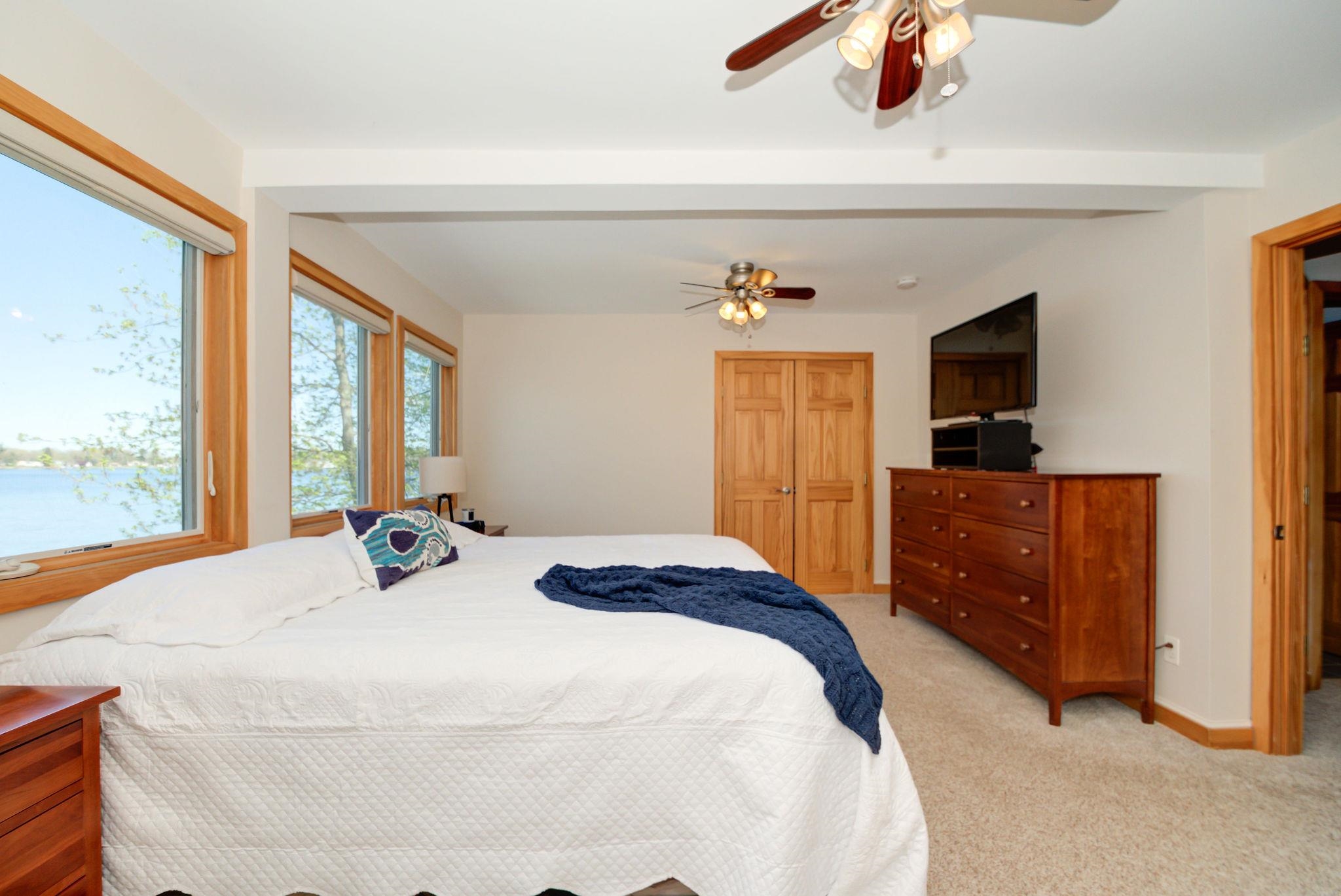 47 West Shore Road Windham, NH 03087 - Photo 16 of 40