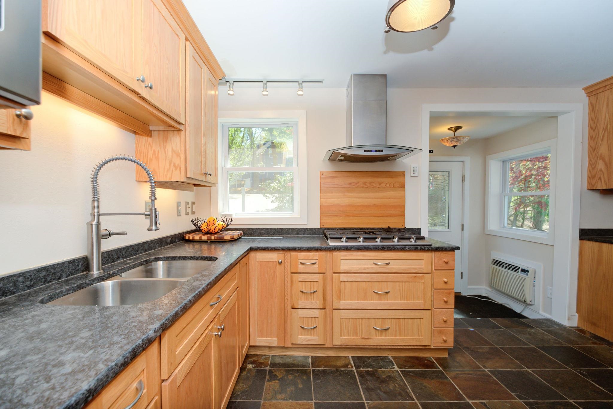 47 West Shore Road Windham, NH 03087 - Photo 38 of 40