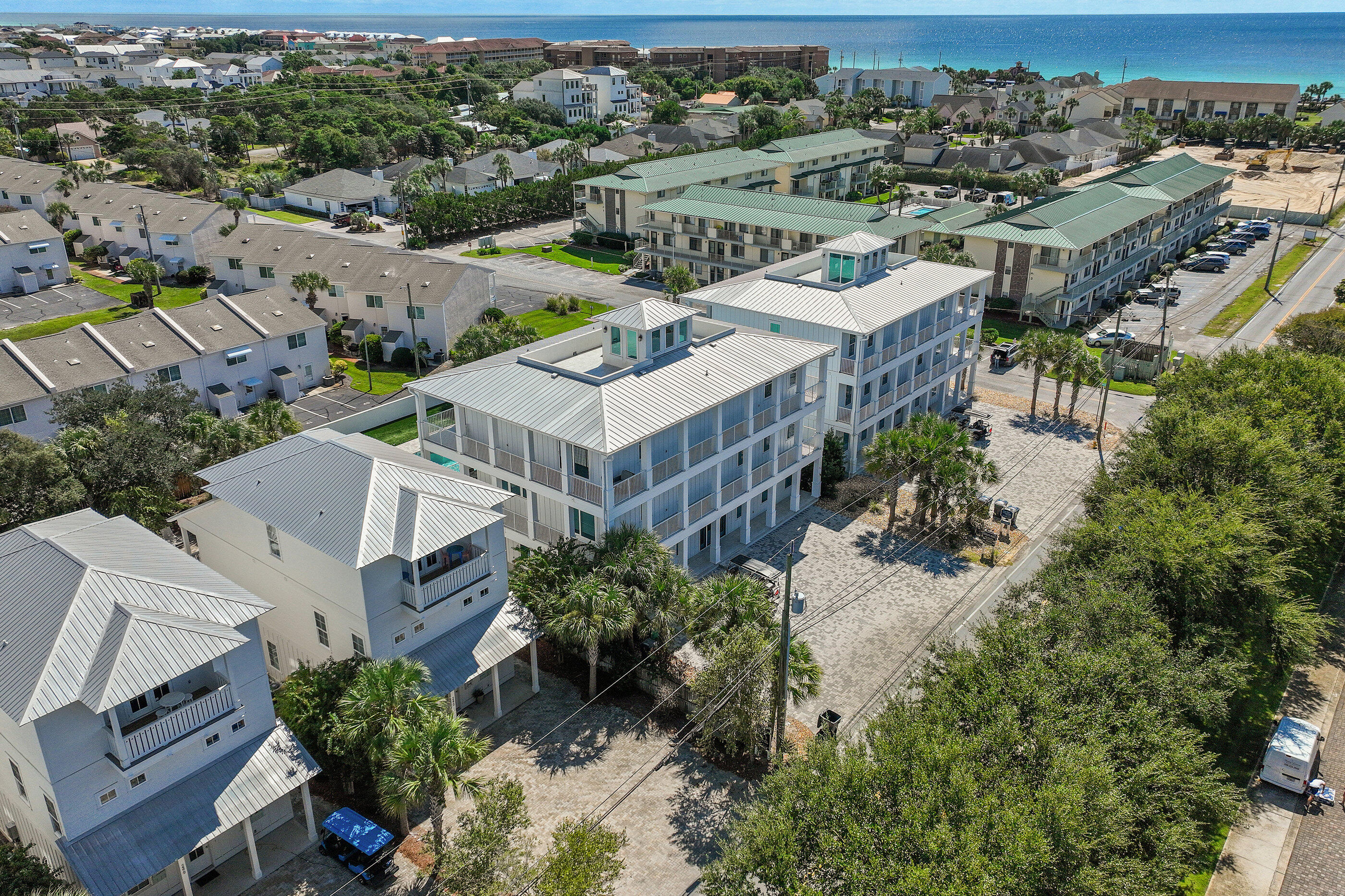 240 Driftwood Road Miramar Beach, FL 32550 - Photo 4 of 65 240 Driftwood Rd_14_web