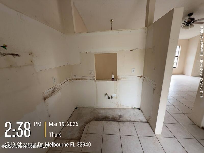 1642 Cardinal Court Melbourne, FL 32935 - Photo 6 of 14 KITCHEN_
