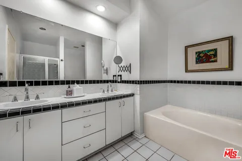 $829,000 | 3613 Glendon Avenue, Unit 101, Los Angeles, CA 90034