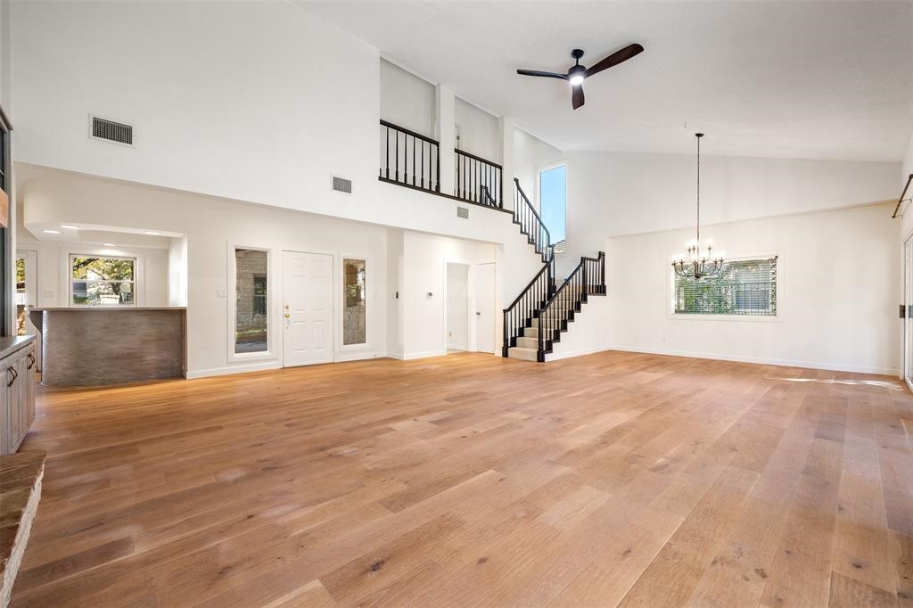 6 Sunview Road The Hills, TX 78738 - Photo 4 of 19