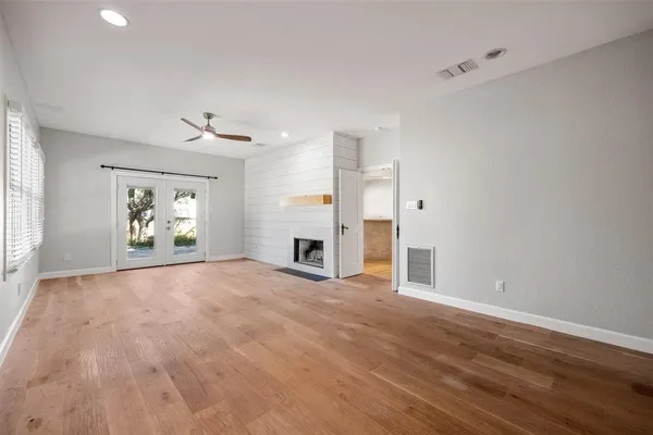 $3,645 | 6 Sunview Road, The Hills, TX 78738